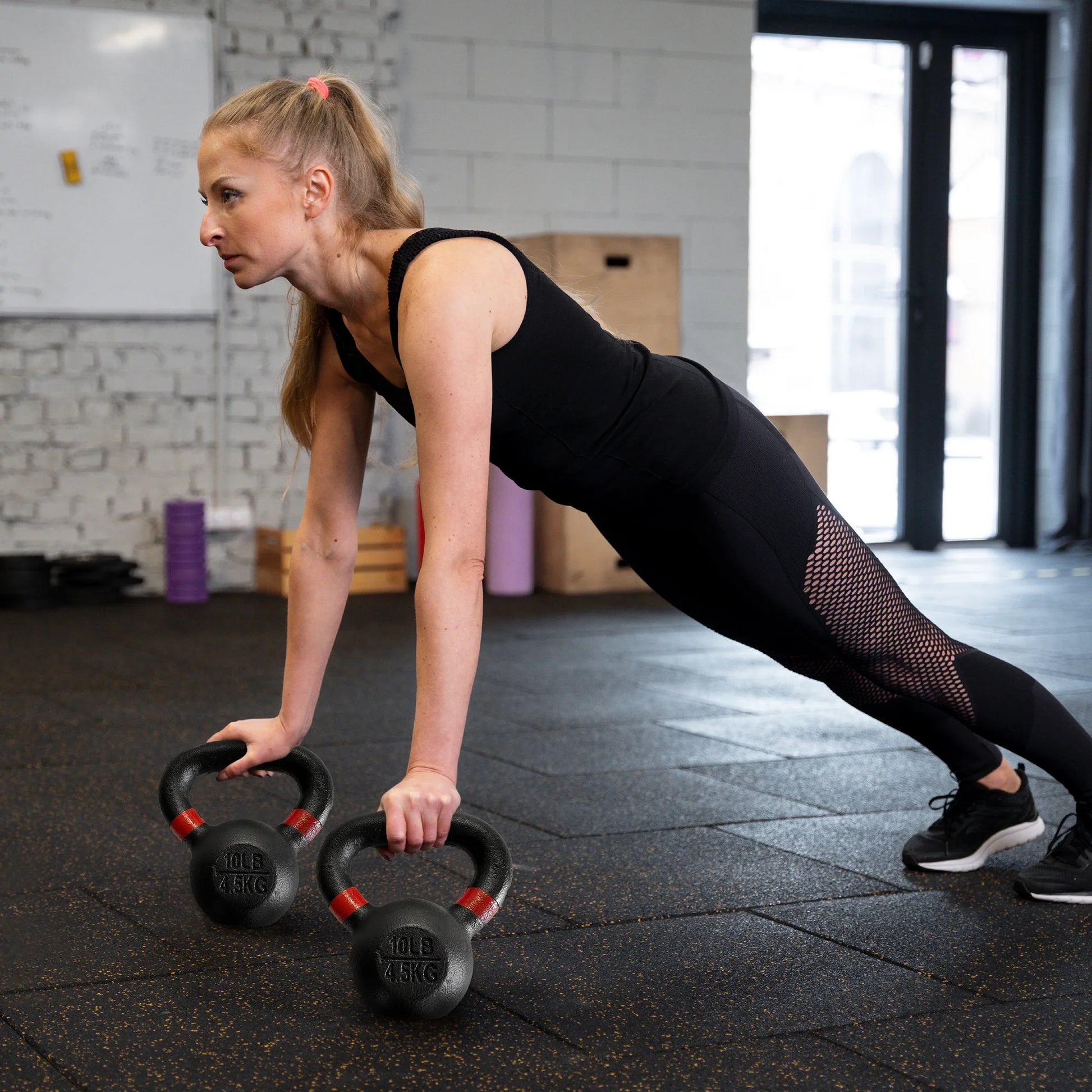 Cast Iron Kettlebell, Single, 10 Lbs